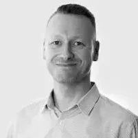 Thomas_Larsen-300x201-1